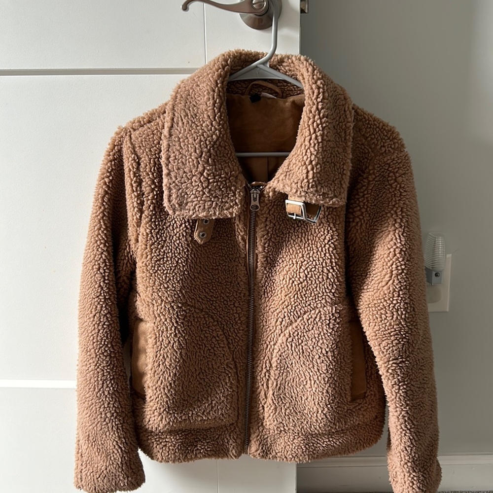 HM brown fuzzy coat Small